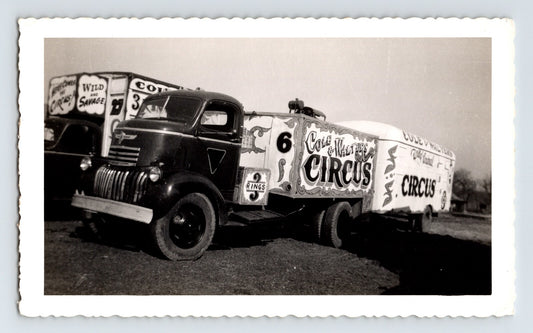 Cole Walter Circus 1952 water wagon sleeper truck Hugo Oklahoma vintage photo