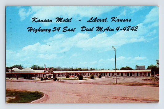 Liberal Kansas Kansan Motel Highway 54 roadside motor court 1960s chrome postcard