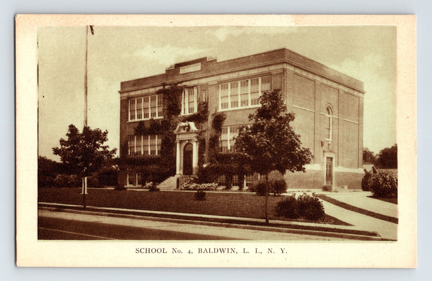 Baldwin New York Long Island Public School Number 4 1930s Postcard Unposted