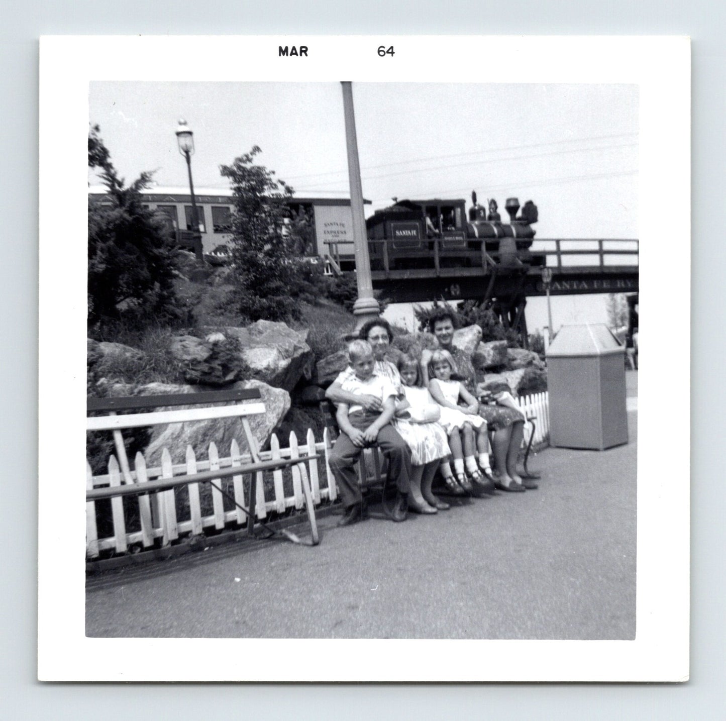 Freedomland New York City Santa Fe Railroad train family snapshot March 1964