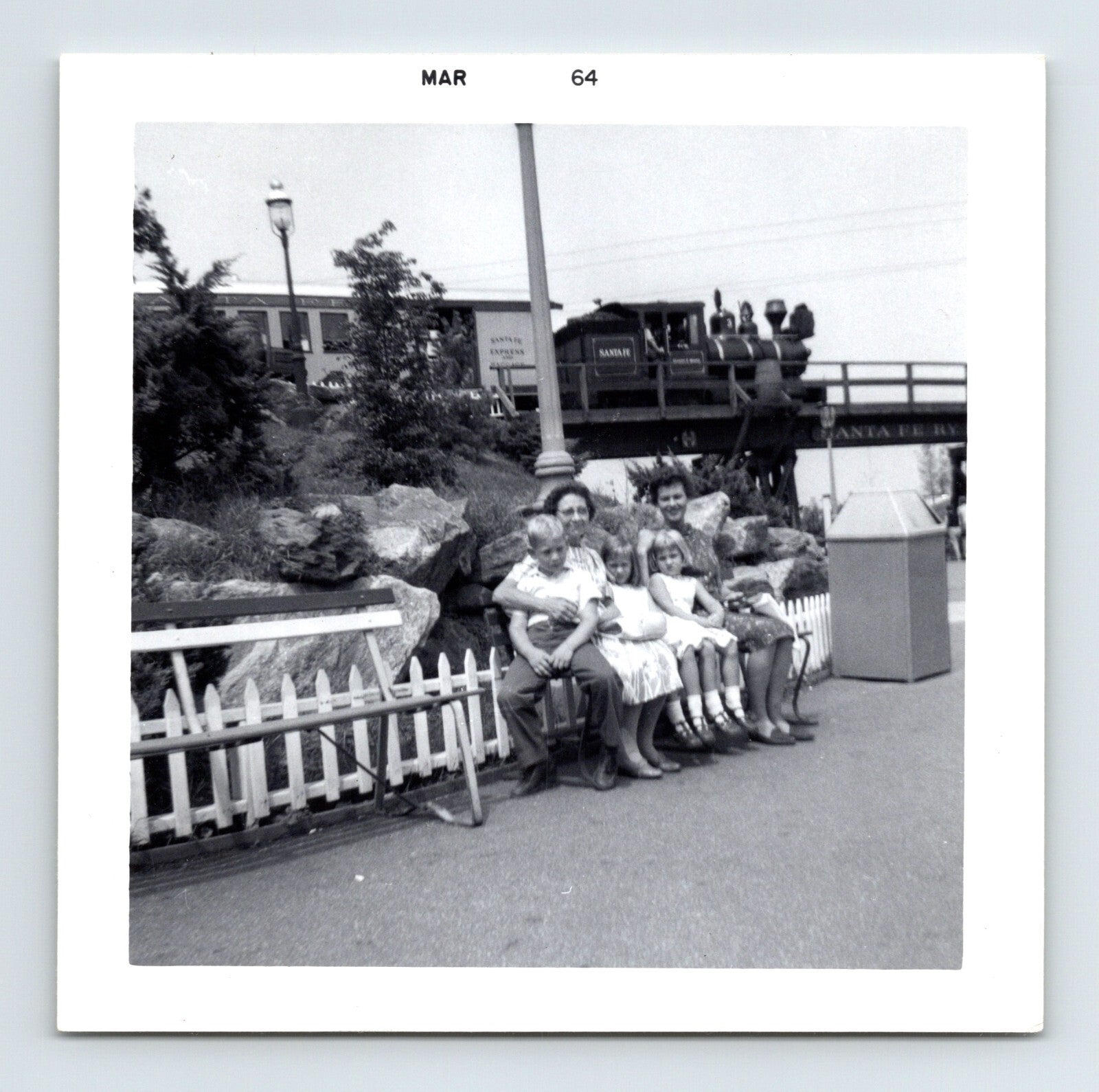 Freedomland New York City Santa Fe Railroad train family snapshot March 1964