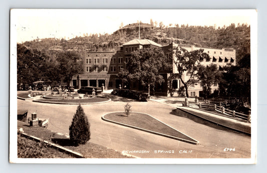 Richardson Springs California hotel resort grounds circular drive fountain 1936 RPPC