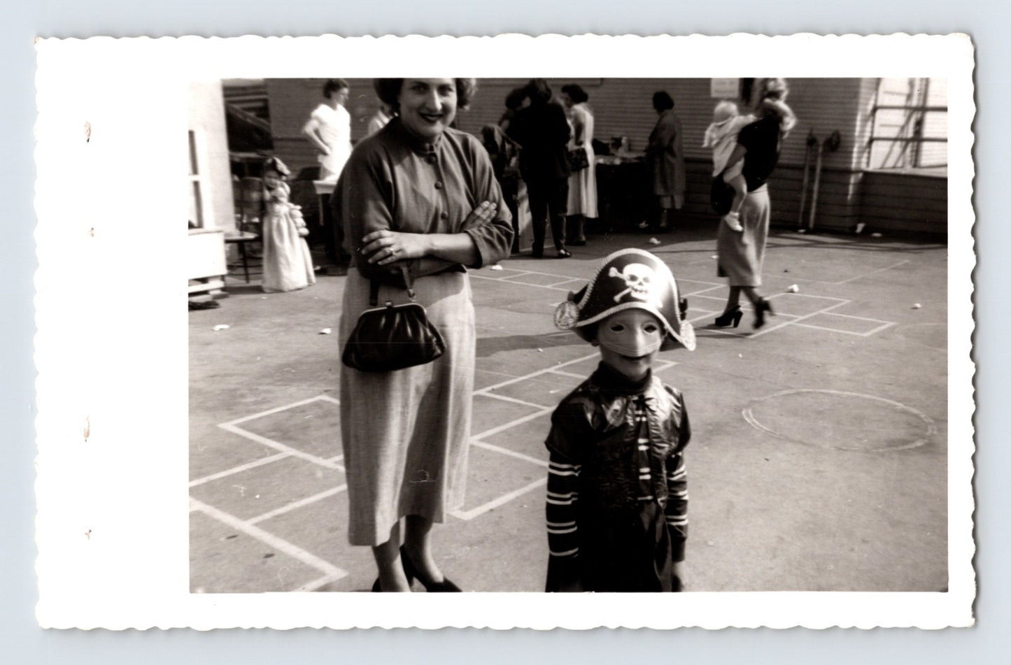 Halloween Child Pirate Costume Skull Hat Playground 1950s Photo 3.5 x 5.5
