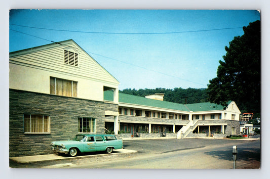 Everett Pennsylvania Carolyn Court Motel roadside motor lodge 1960s postcard