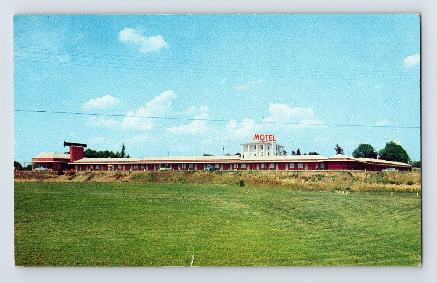 Jessup Maryland Parkway Manor Motel roadside building lawn 1960s chrome postcard