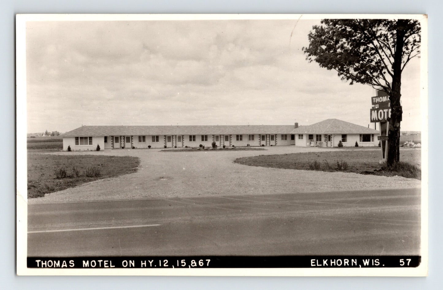 Elkhorn Wisconsin Thomas Motel Highway 12 roadside motor court building photo Postcard