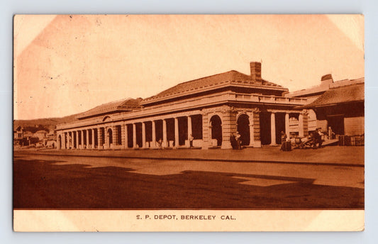 Berkeley California Southern Pacific Railroad Depot station exterior 1909 postcard