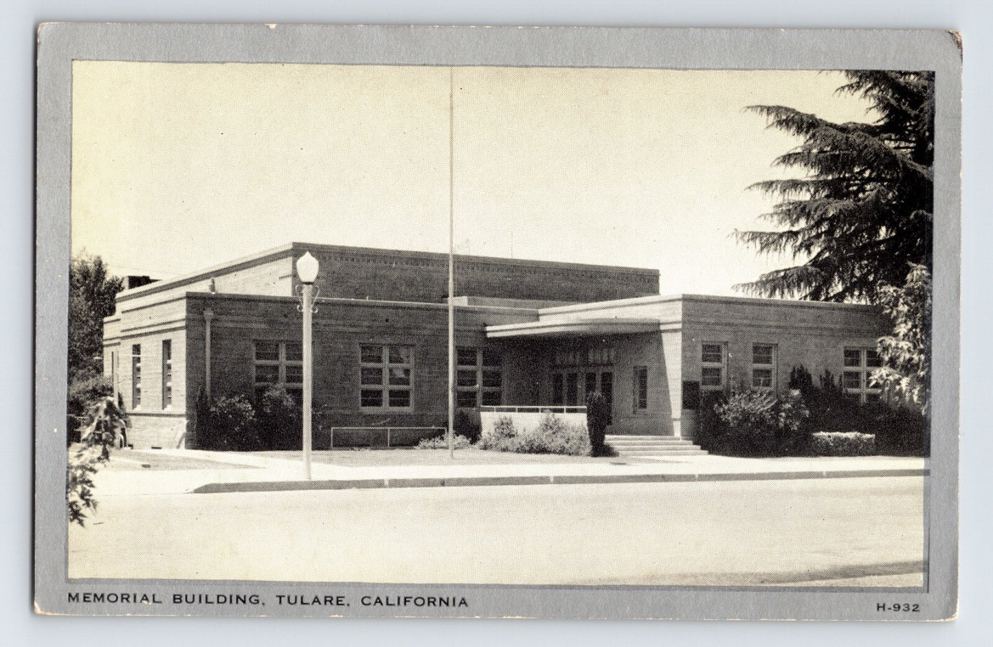 Tulare California Memorial Building 1940s Postcard Unposted Black and White