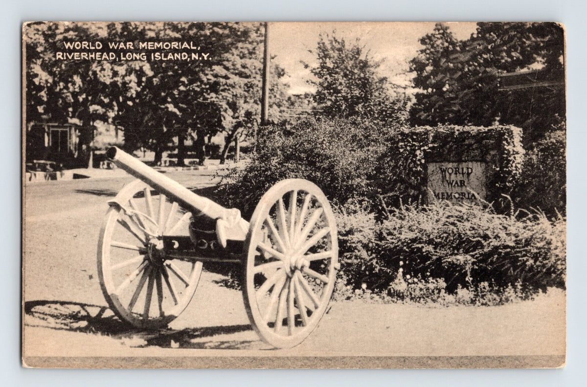 Riverhead New York Long Island World War Memorial Cannon 1910s Postcard Unposted