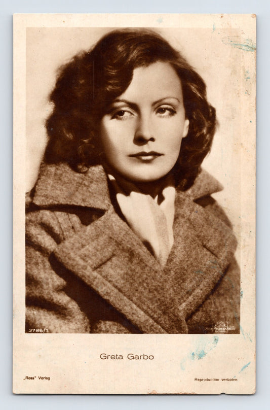 Greta Garbo MGM Ross Verlag 1930s Photo RPPC Postcard Unposted