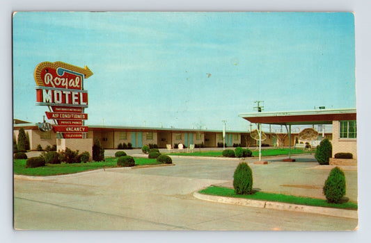 Oklahoma City Oklahoma Royal Motel roadside motor court sign chrome postcard