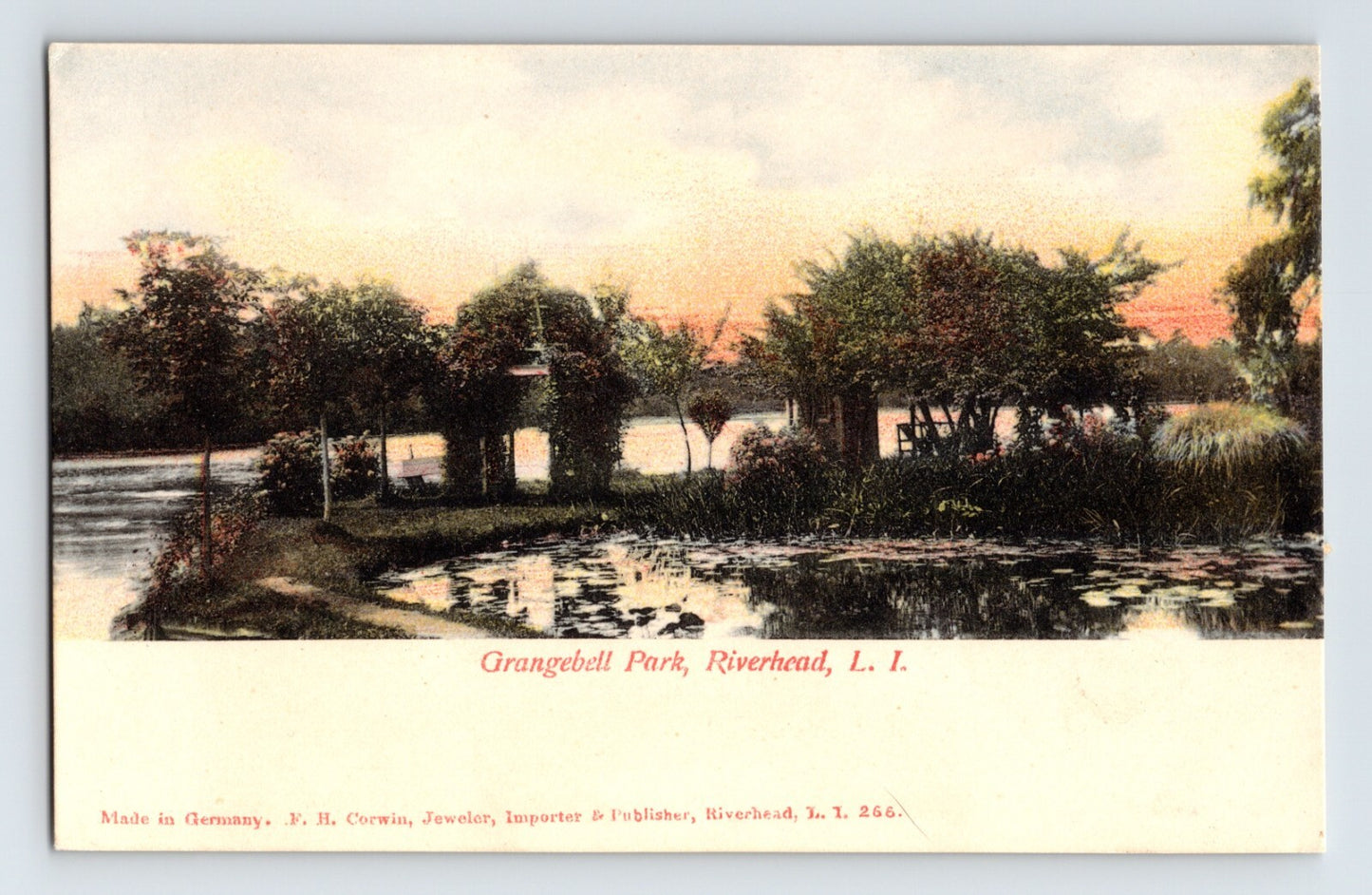 Riverhead New York Long Island Grangebell Park 1910s Postcard Unposted Divided