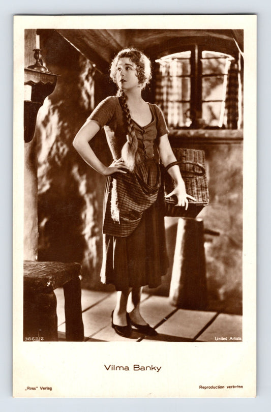 Vilma Banky silent film actress portrait Ross Verlag RPPC United Artists postcard