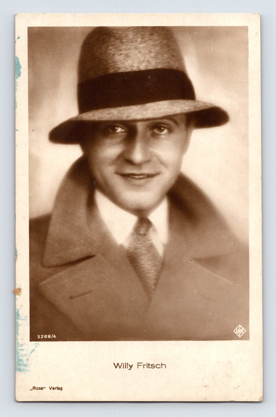 Willy Fritsch German film actor portrait Ross Verlag 1930s photo postcard