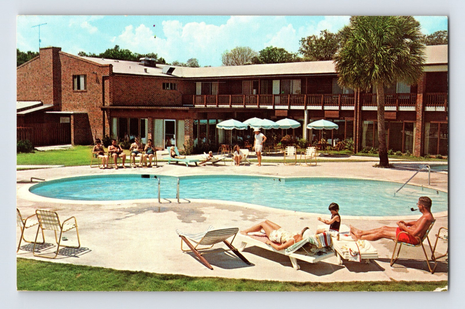 Hilton Head Island South Carolina Sheraton Adventure Inn Pool 1960s Postcard