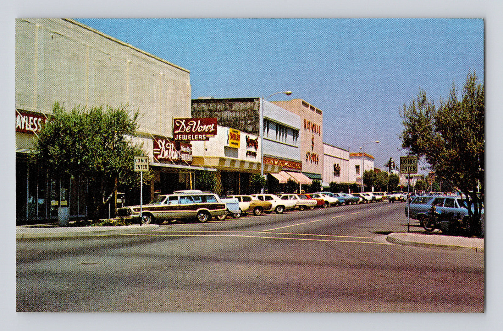 Marysville California downtown Woolworth Payless DeVon Jewelers street 1960s postcard