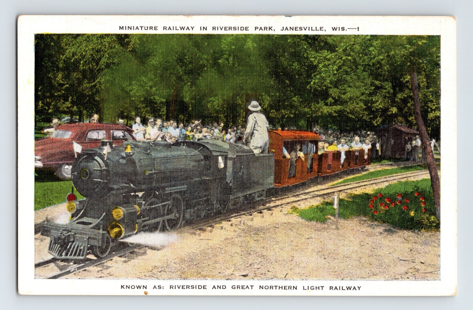 1940s Janesville Wisconsin Riverside Park miniature railway train children riding