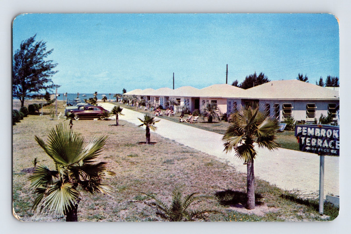 St Petersburg Florida Pembroke Terrace Apartment Hotel 1960s Postcard Unposted