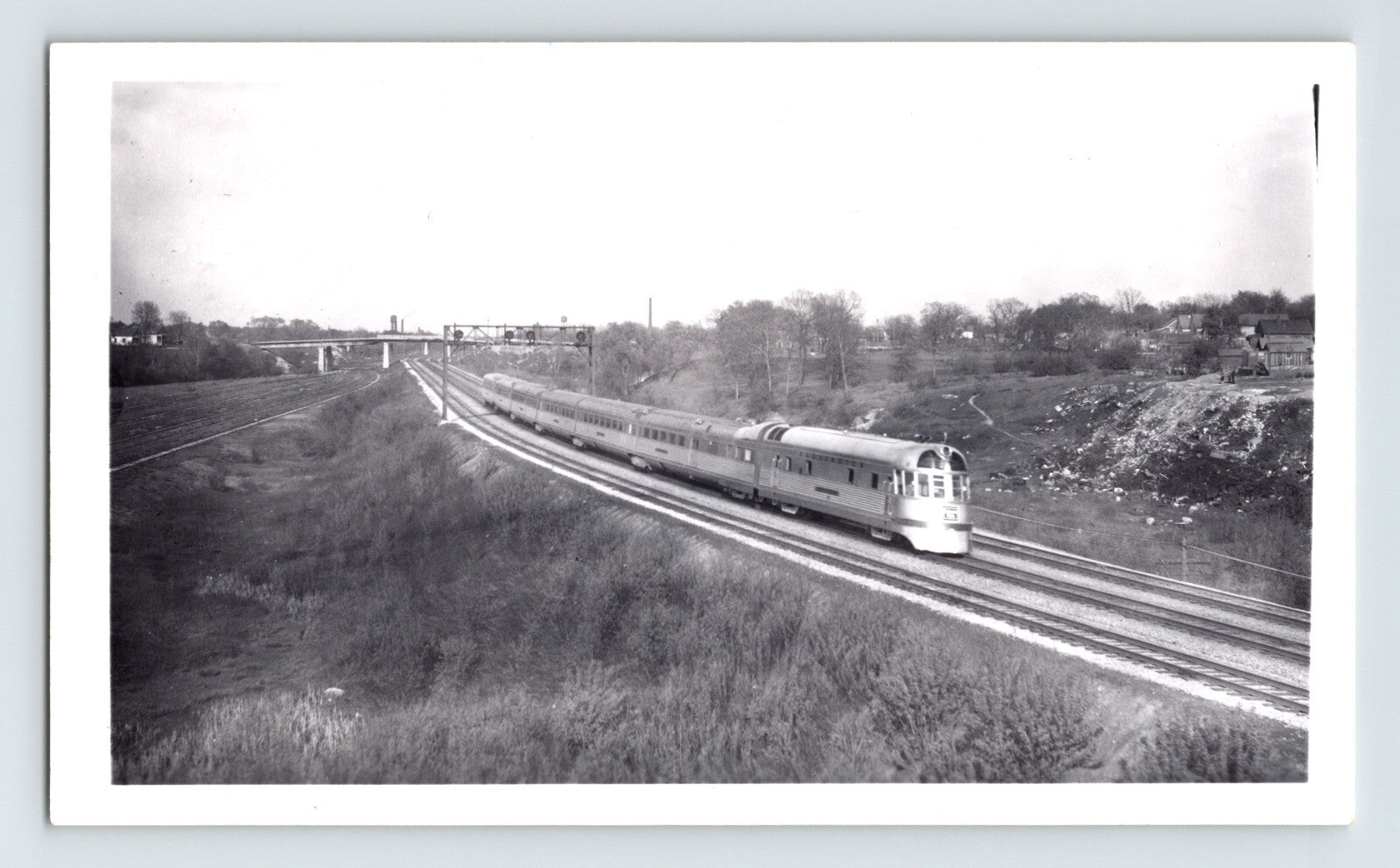 Burlington Route Twin City Zephyr streamlined train near Aurora Colorado 1937 railroad photo
