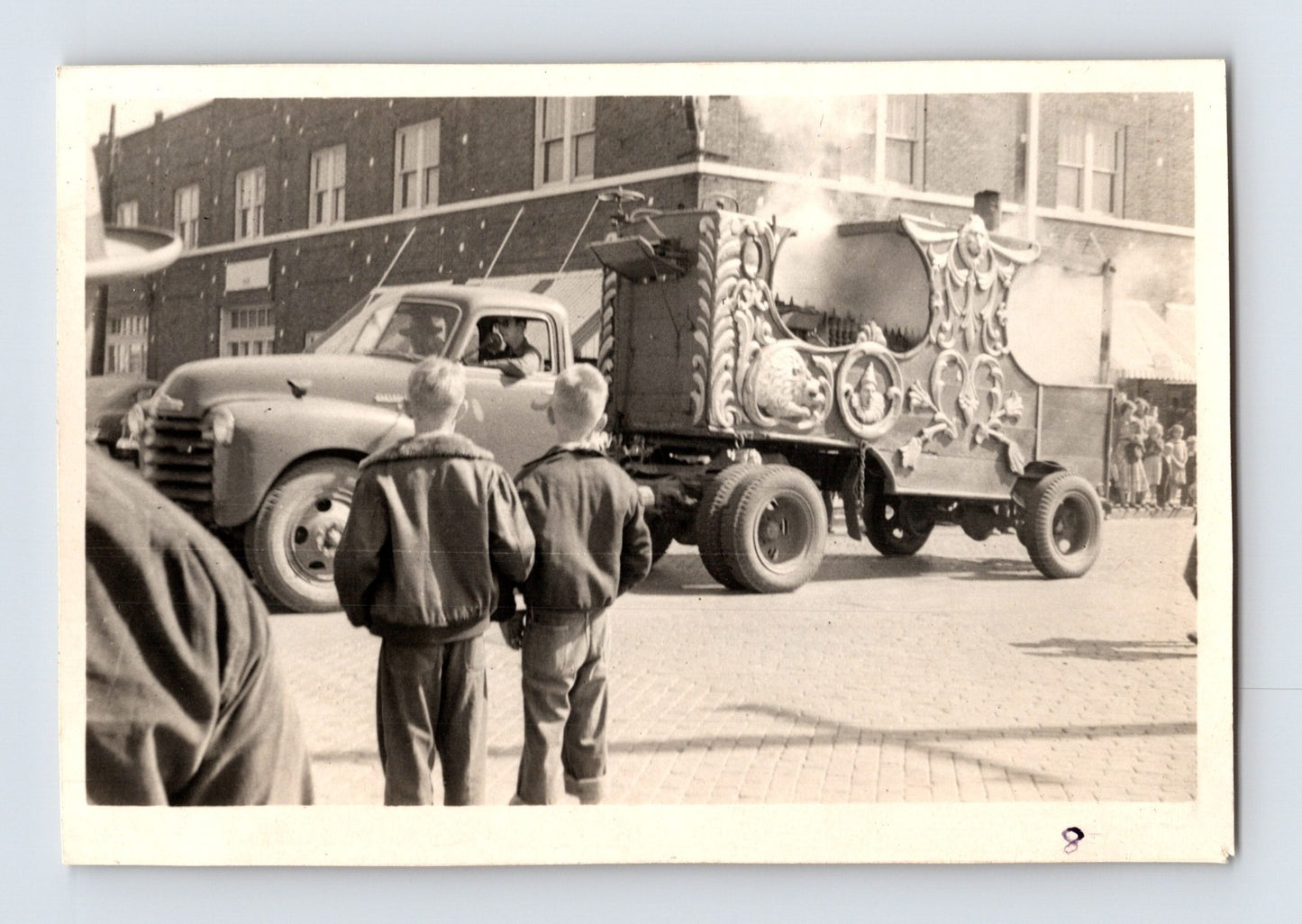King Bros Cristiani Circus 1950s photo calliope wagon parade truck Helena Arkansas