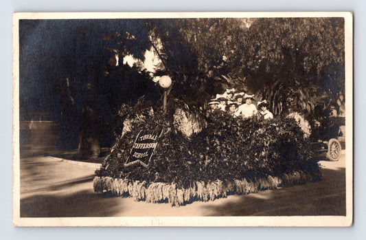 Pasadena California Rose Parade float Thomas Jefferson 1910 photo early automobile parade scene