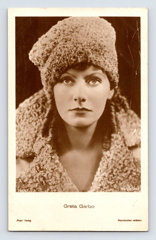Greta Garbo MGM Ross Verlag 1930s Photo RPPC Postcard Unposted