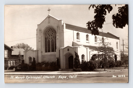 Napa California St Mary Episcopal Church 1940s RPPC Postcard