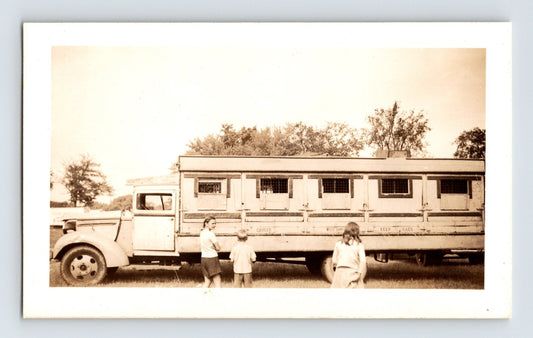 Clyde Beatty Circus 1940s photo wild animal cage wagon truck children roadside scene