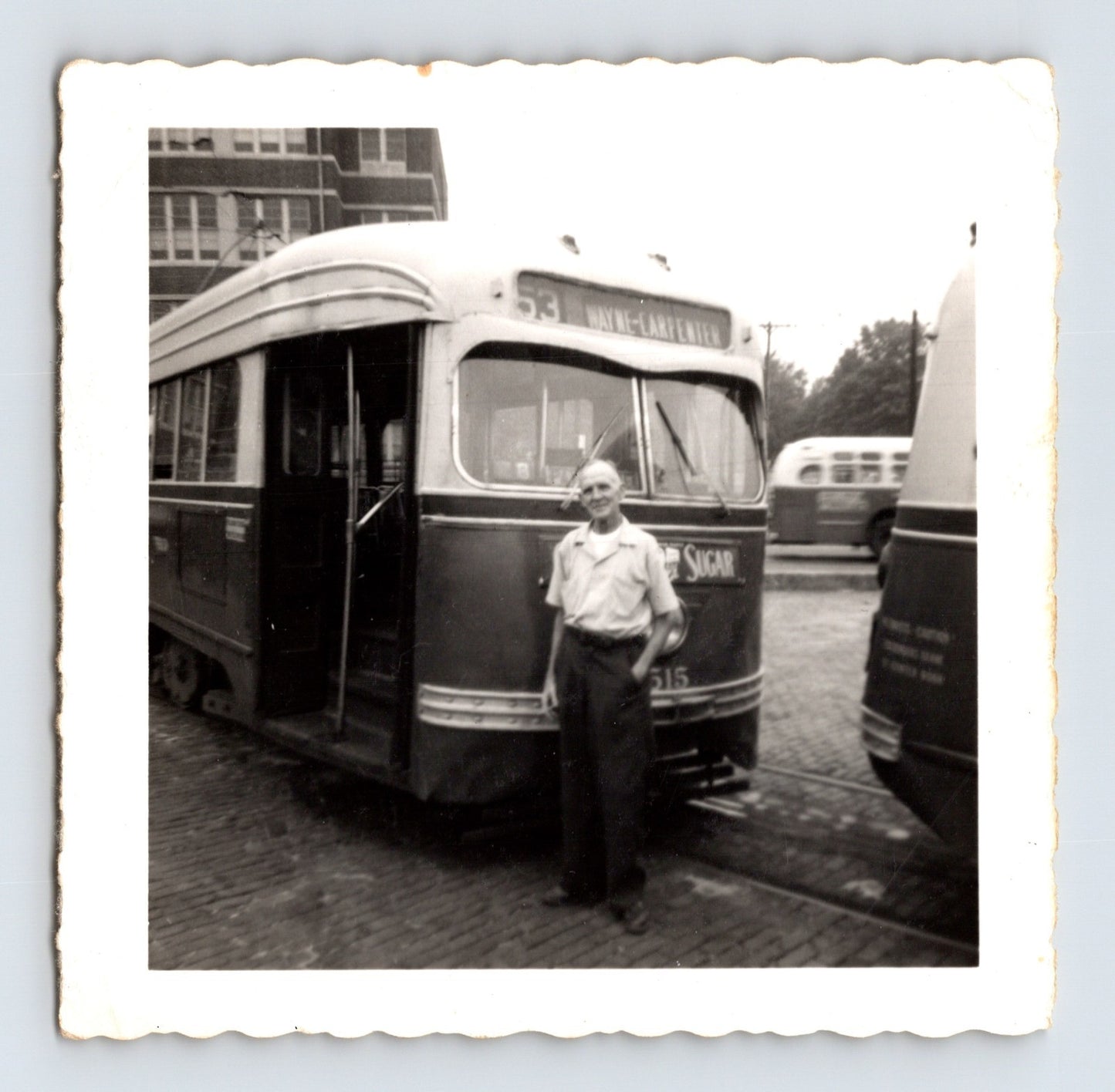 Tenth and Luzerne depot trolley 53 Inkster Lakeline 1960 photo conductor standing beside car 315