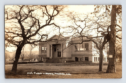 Medford Oregon Public Library neoclassical building RPPC postcard 1910s