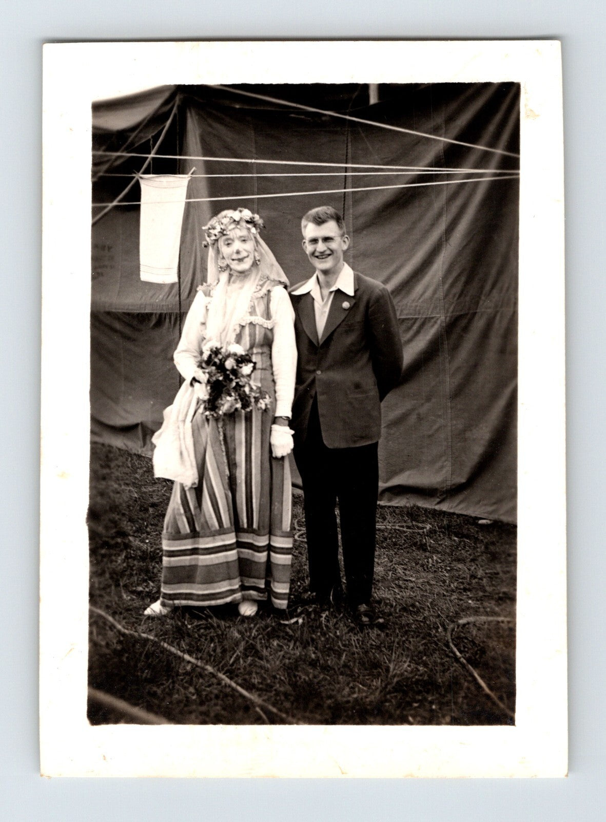 Cole Brothers Circus 1944 female clown costume performer couple candid vintage photo 2.5 x 3.5