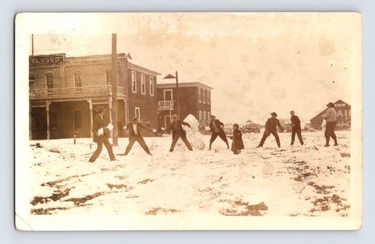 Wheatland California Hotel Elwood Snowball Fight 1919 RPPC Postcard Posted