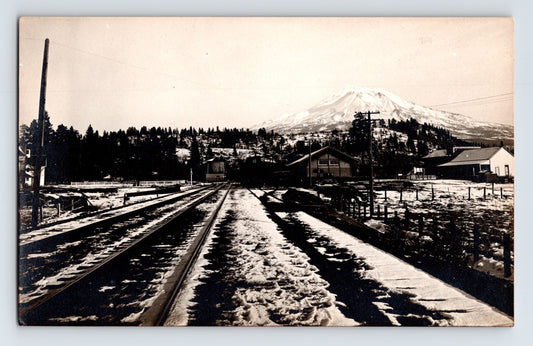 Edgewood Mt Shasta California Railroad Train Station Depot 1910s Postcard RPPC