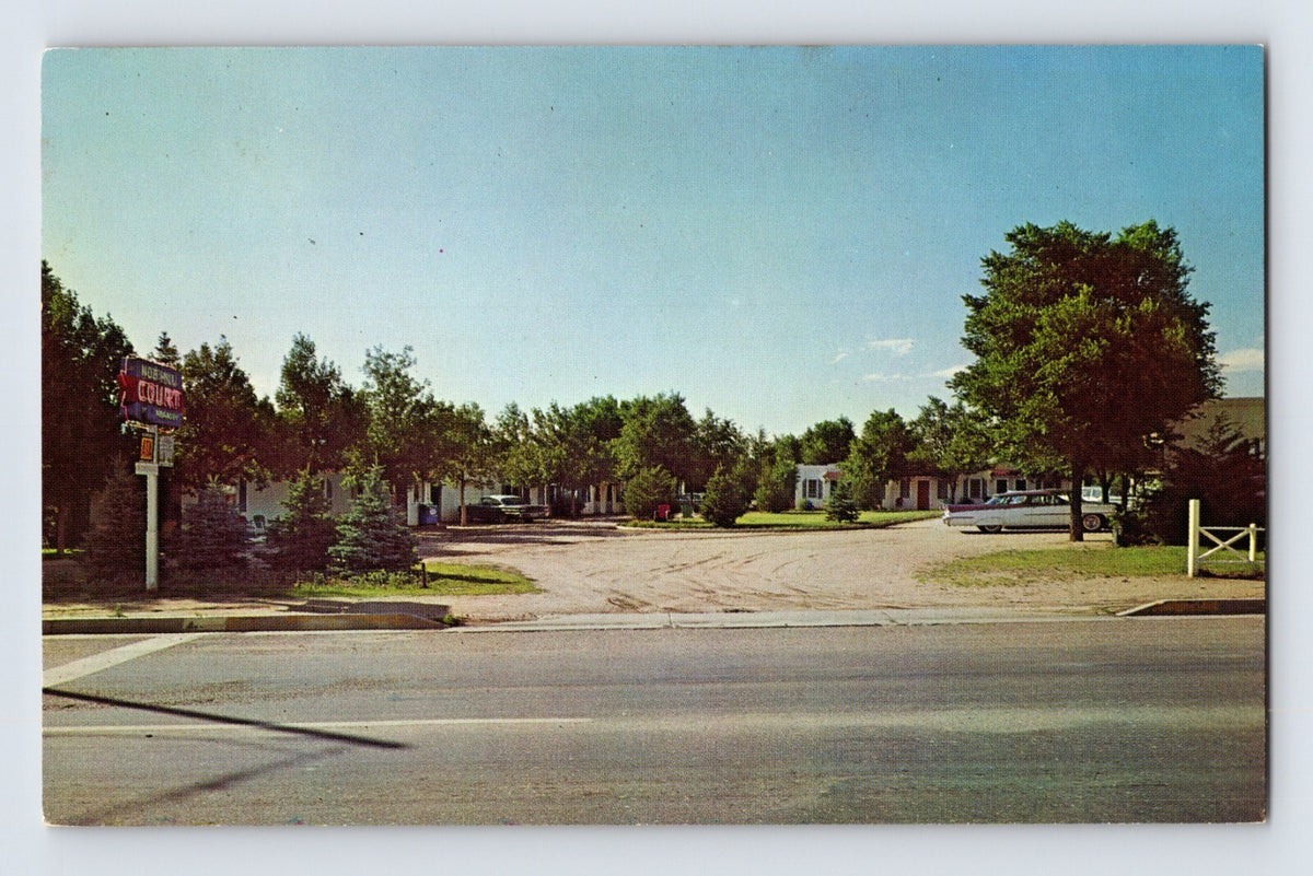 Colorado Springs Colorado Nob Hill Court motel roadside motor court chrome postcard 1960s