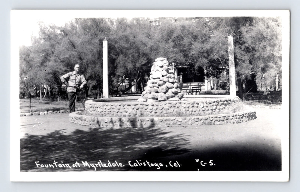 Calistoga California Myrtledale fountain garden photo postcard 1940s