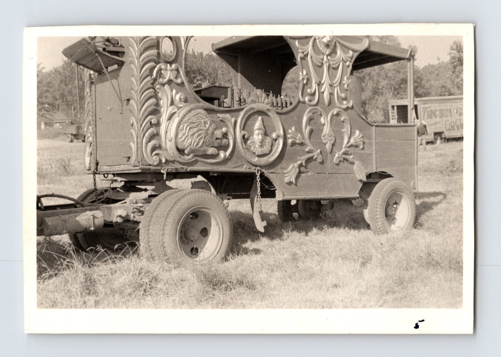 King Bros Cristiani Circus 1950s photo calliope wagon decorative panel lion carving