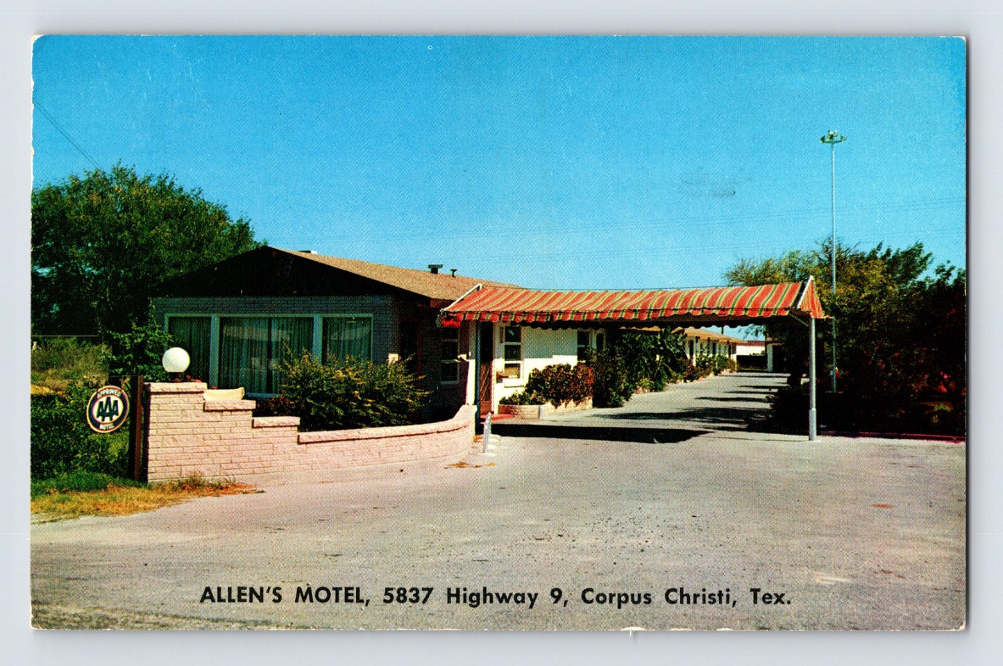 Corpus Christi Texas Allen’s Motel Highway 9 entrance striped awning 1955 chrome postcard posted