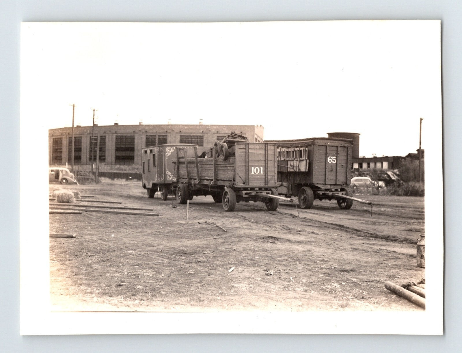 Cole Bros Circus 1944 rigging wagons trucks Grand Island Nebraska circus transport photo